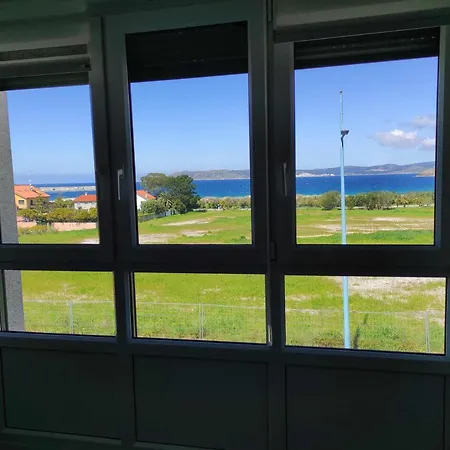 Piso En Primera Linea De Playa En Laxe