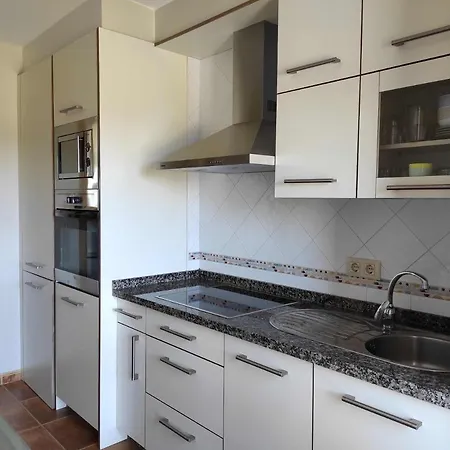 Piso En Primera Linea De Playa En Apartamento Laxe